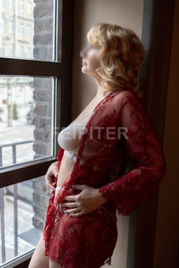 Валерия: проститутки индивидуалки в Санкт Петербурге
